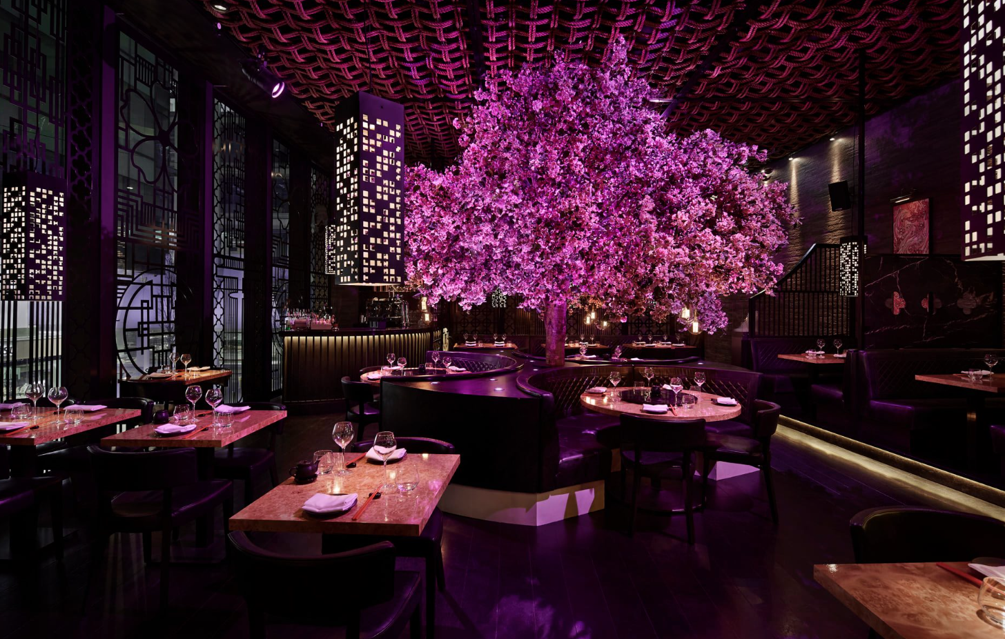 Choosing the Perfect Luxury Restaurant